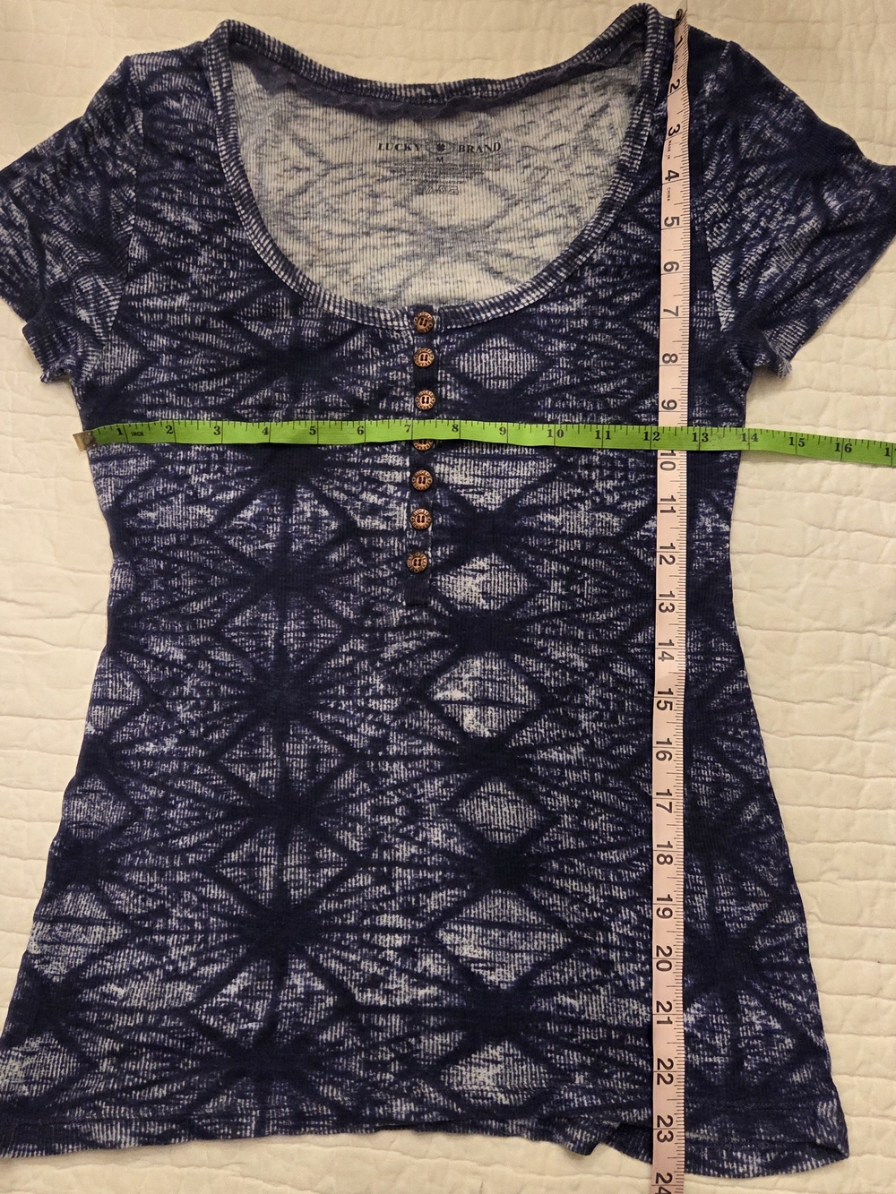 Lucky Brand Navy Tie-Dye Henley Scoop Neck Short Sleeve Top Size M - Picture 10 of 12